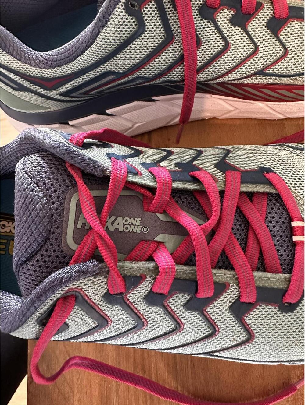 HOKA One One Clifton 4 Road Running Shoe Blue & Pink Women’s size 10D Wide - Picture 11 of 13